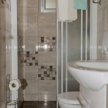 Apartment Domenika Макарска